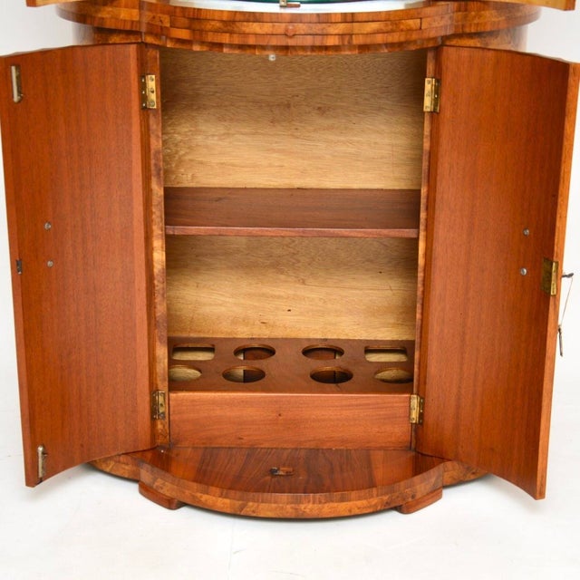 Art Deco Burr Walnut Cocktail Cabinet from Epstein, 1930s For Sale - Image 10 of 13