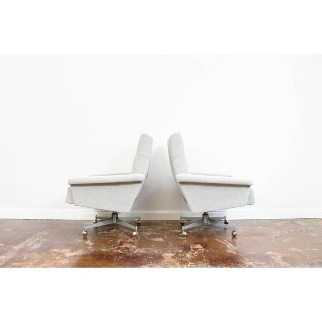 Set of Swivel Armchairs from UP Závody, Former Czechoslovakia, 1970s For Sale - Image 11 of 18