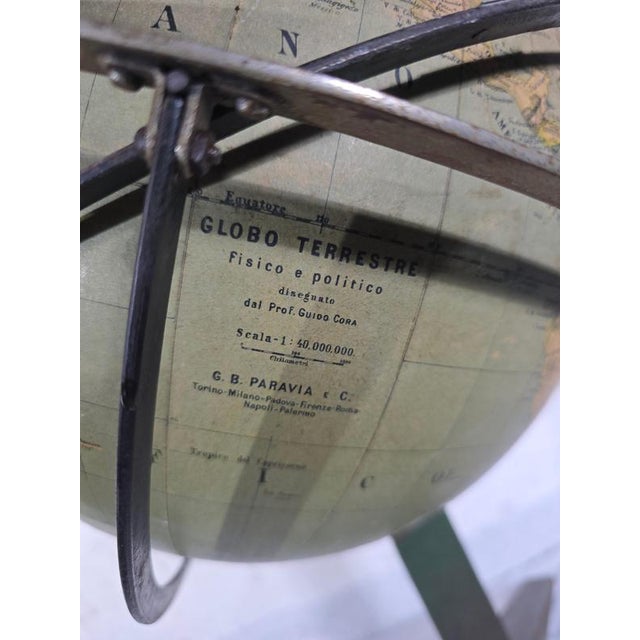 Rare and collectible orrery (tellurium) produced by the renowned Italian maker Paravia, Torino in 1900. This finely...