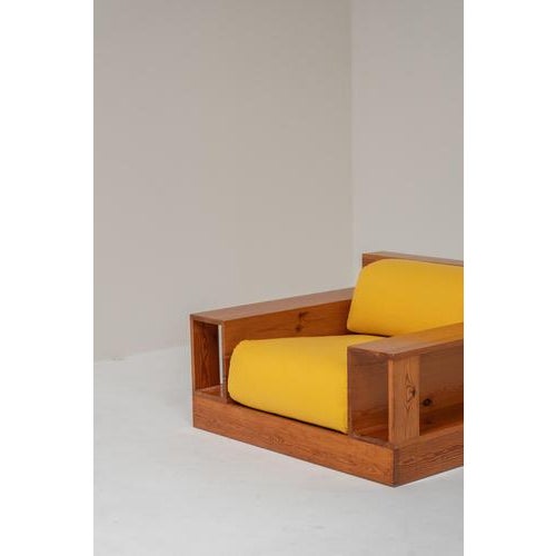 Mid-Century Modern Italian Lounge Chair with Wood Frame and Yellow Upholstery, 1970s For Sale - Image 6 of 9