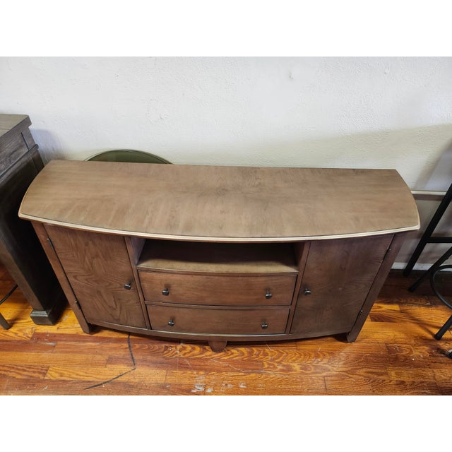 Hammary Primo III Collection Entertainment Console Tv Stand Media Cabinet Attributed For Sale - Image 11 of 17