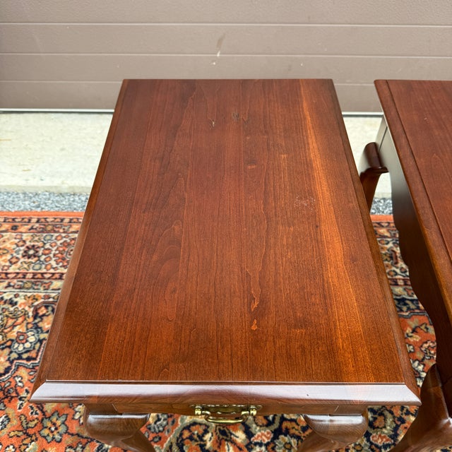 Late 20th Century Vintage Pennsylvania House Traditional Queen Anne Solid Cherry 1 Drawer Side Tables - A Pair For Sale - Image 5 of 14