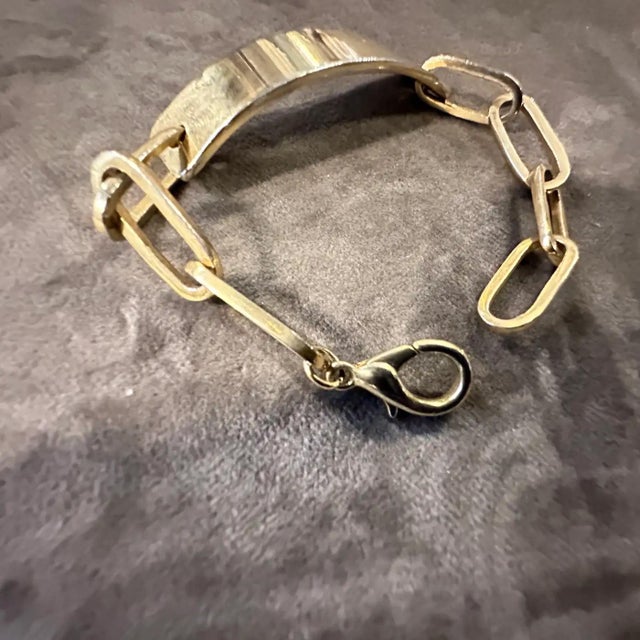 A 1990s Iconic Gilded Metal Bracelet by Emilio Pucci For Sale - Image 6 of 10