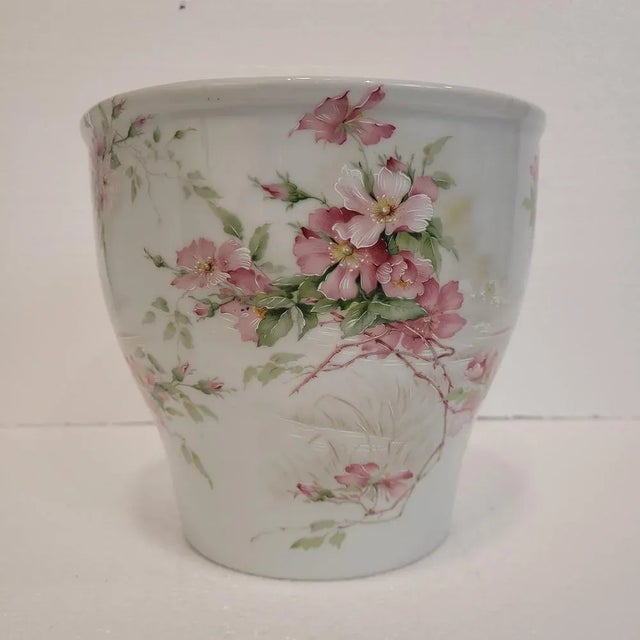 Floral Design Cache Pot from Limoges Porcelain, 1960s For Sale - Image 9 of 18