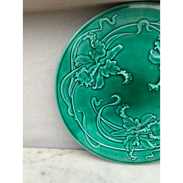 Art Nouveau 19th Century Green Majolica Orchid Plate Saint Clement For Sale - Image 3 of 4