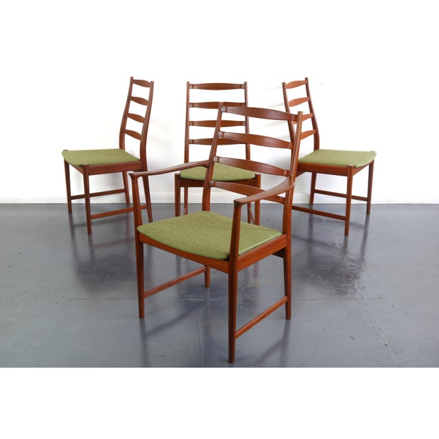 Vamo Sonderborg Set of 4 Mid Century Danish Modern Contoured Ladder Back Dining Chairs in Teak by Torbjorn Afdal for Vamo For Sale - Image 4 of 8
