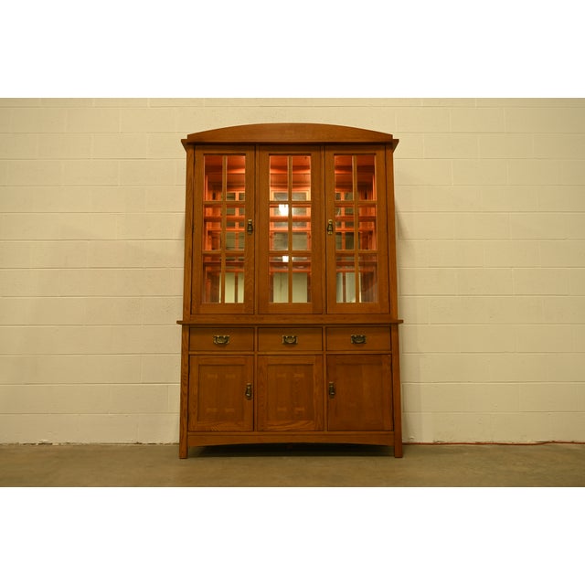 Stickley Style Mission Oak Arts & Crafts Lighted Breakfront Bookcase Cabinet For Sale - Image 13 of 18