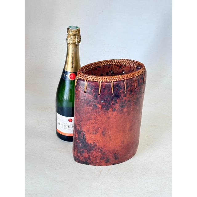 Brutalist 20th Century Vase in Terracotta, Africa For Sale - Image 3 of 8
