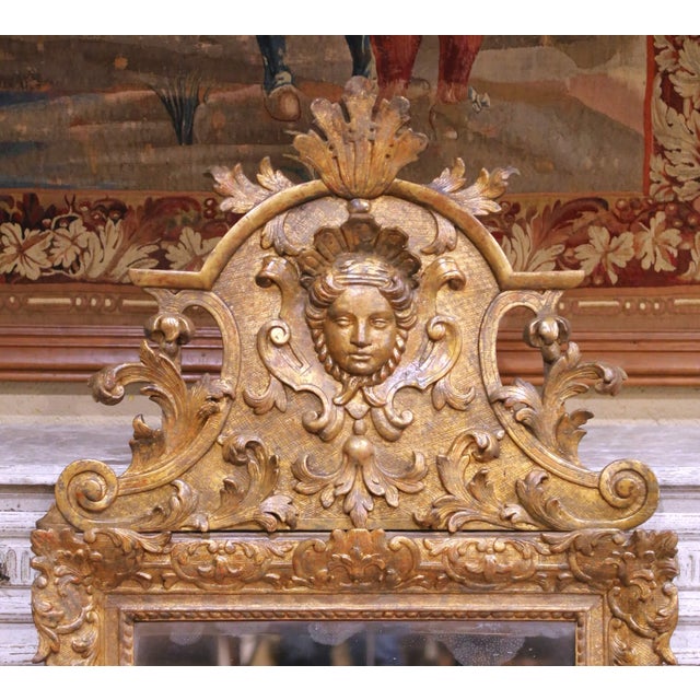 French 18th Century French Regence Carved Giltwood Wall Mirror With Cherub Crest For Sale - Image 3 of 11