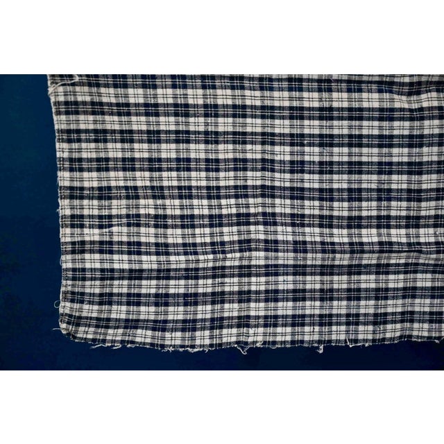 Kelsch Fabric Remnant in Navy Blue and White Checkered Cotton Linen, 1890s For Sale - Image 6 of 7