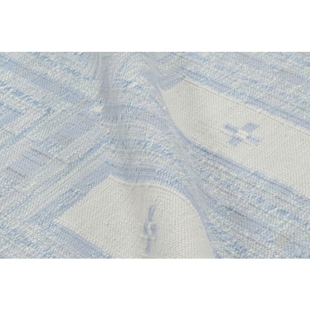 Textile Rug & Kilim’s Scandinavian Style Rug With Ice Blue and White Geometric Patterns For Sale - Image 7 of 8