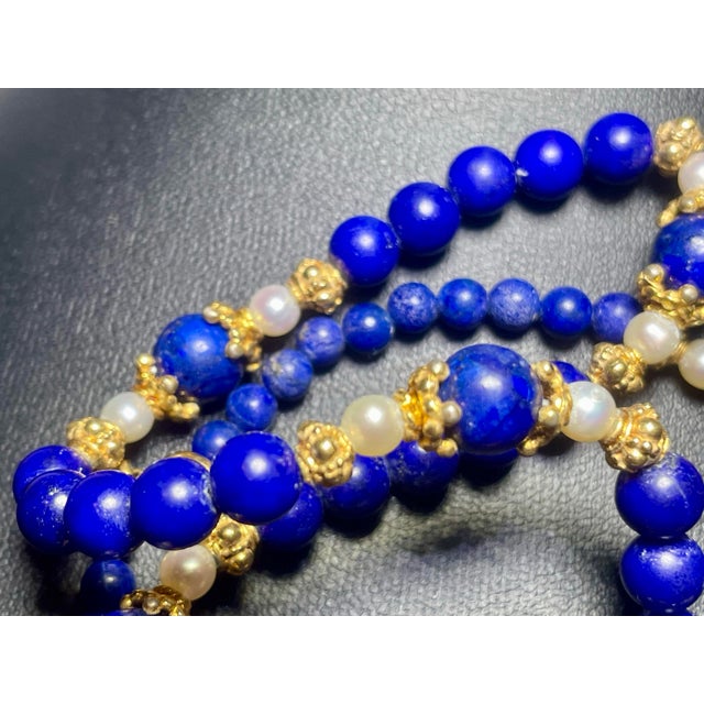 Mid-Century Modern Gemstone Necklace Blue Lapis Lazuli and White Pearl Beads With Gold-Tone Accents, Vintage Mid Century Modern. For Sale - Image 3 of 5