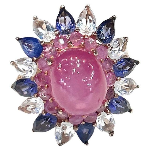 Early 21st Century Bochic "Capri" Ruby, Tanzanite & White Topaz Cocktail Ring In 18K Gold & Silver For Sale - Image 5 of 12