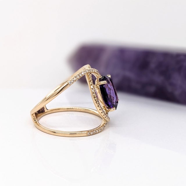 Metal Amethyst Split Shank Ring with Natural Diamond Accents in Solid 14k Yellow Gold For Sale - Image 7 of 9