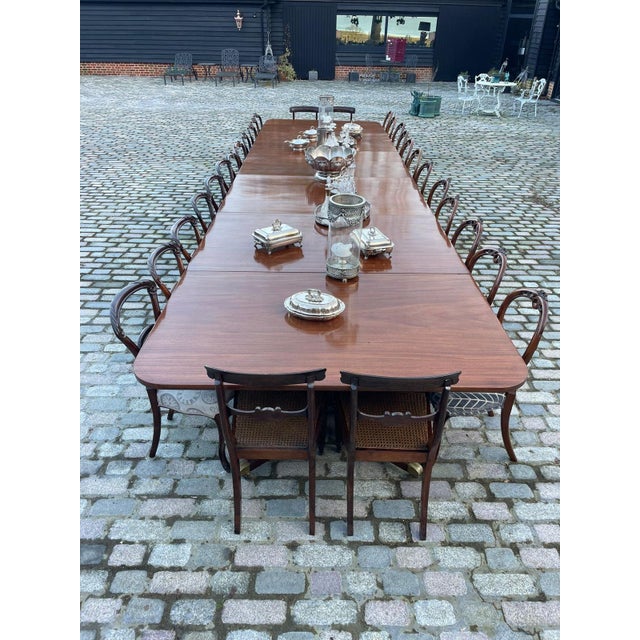 George III 28-Seater Mahogany Dining Table, 1800s For Sale - Image 3 of 18