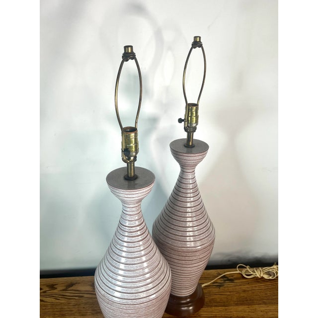 Mid-Century Modern Glazed Ceramic Table Lamps - a Pair For Sale In New York - Image 6 of 8