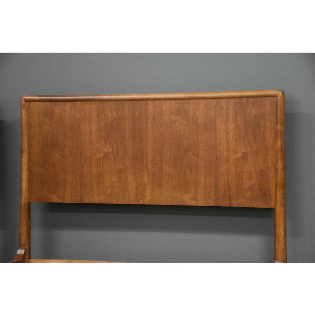 Wood Refinished t.h. Robsjohn Gibbings for Widdicomb Twin Beds - A Pair For Sale - Image 7 of 8