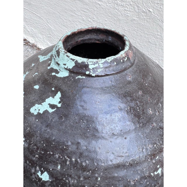 Early 20th Century Antique Mexican Tinaja Water Jar With Peeling Celadon Paint, Oaxacan Folk Pottery, C. Early 20th Century For Sale - Image 5 of 10