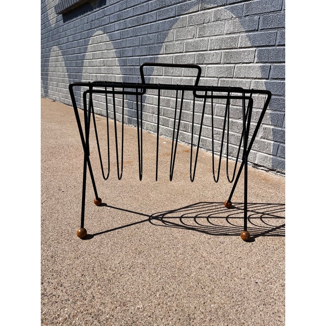 Mid-Century Modern Tony Paul Attributed Wire Magazine Rack Striking Mid-Century Modern magazine rack attributed to...
