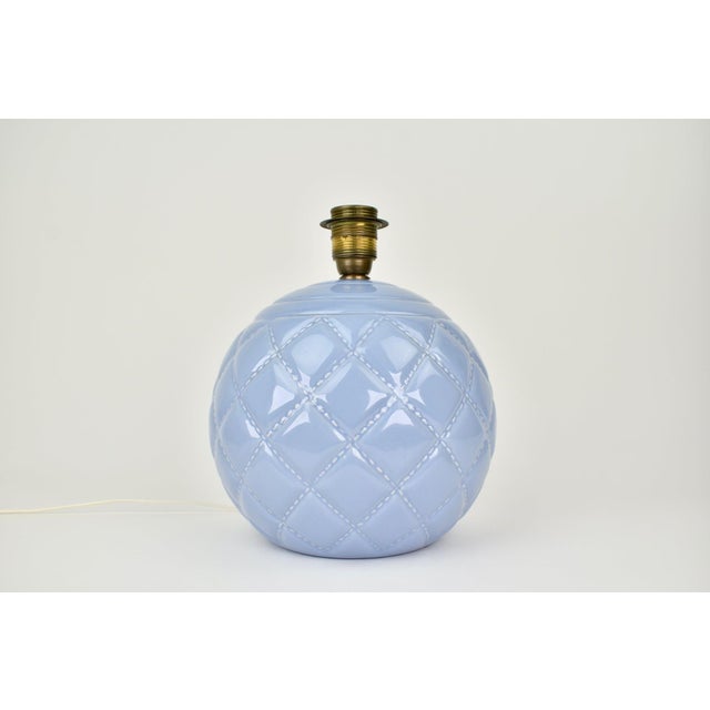 Mid-Century Modern Vintage French Lilac Ceramic Table Lamp, 1950s For Sale - Image 3 of 6