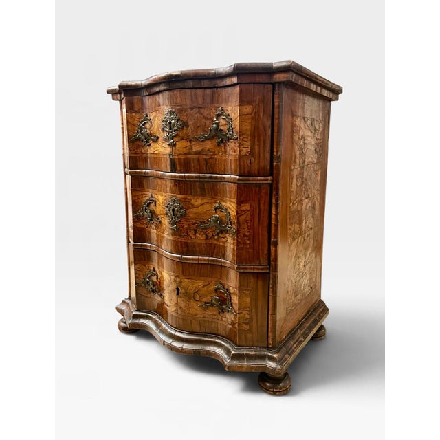 German Walnut Three Drawer Commode, 18th Century For Sale - Image 4 of 11
