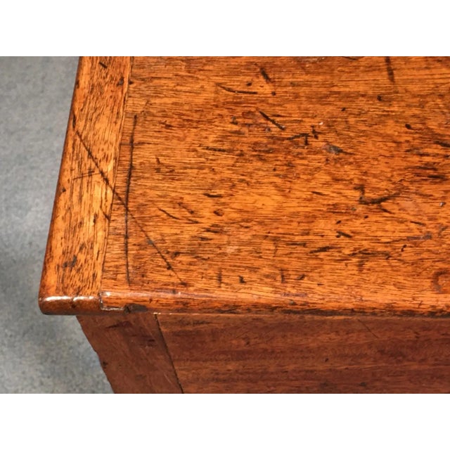 19th Century Antique English George III Hinged-Top Flap Cabinet or Occasional Table For Sale In New York - Image 6 of 6