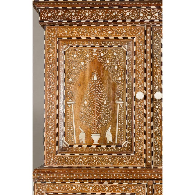 Wood Early 20th Century Anglo Style Buffet à Deux-Corps with Floral and Bird Bone Inlay For Sale - Image 7 of 12