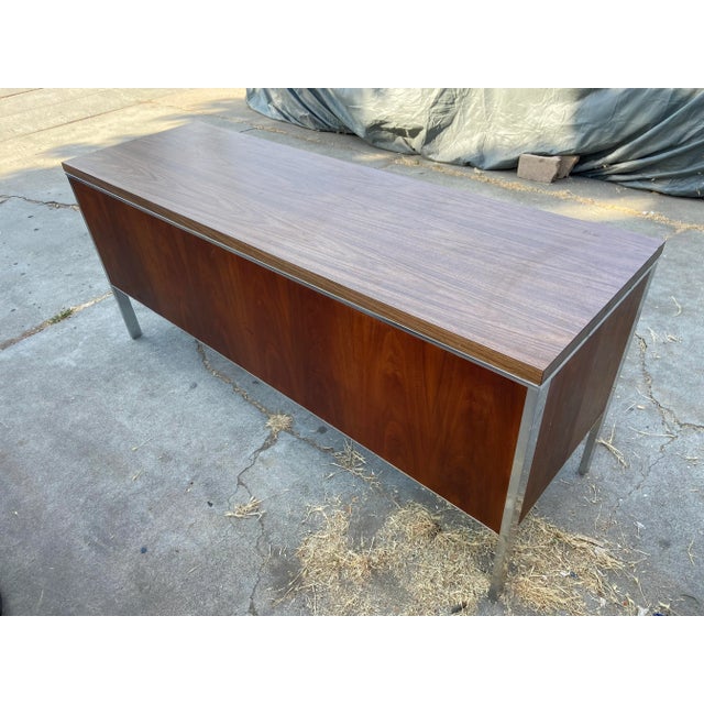 1980s Vintage Mid Century Modern Metal Credenza For Sale In Sacramento - Image 6 of 12