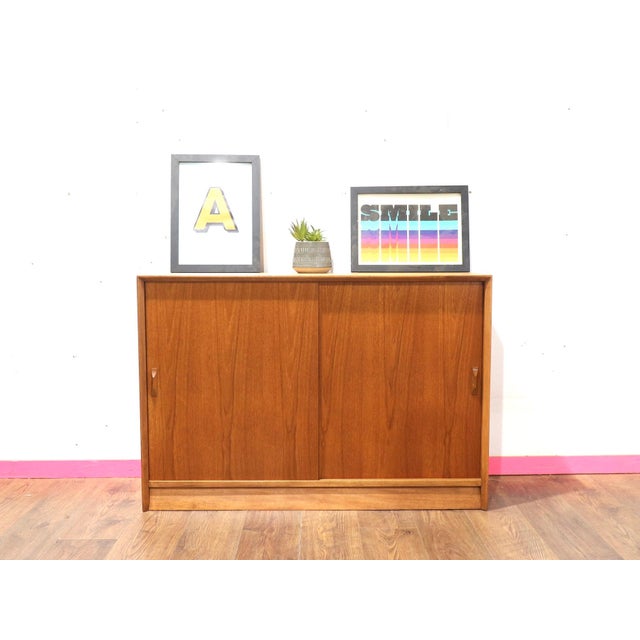 Mid-Century Modern Mid 20th Century Modern Vintage Teak Bookcase Display Cabinet For Sale - Image 3 of 11