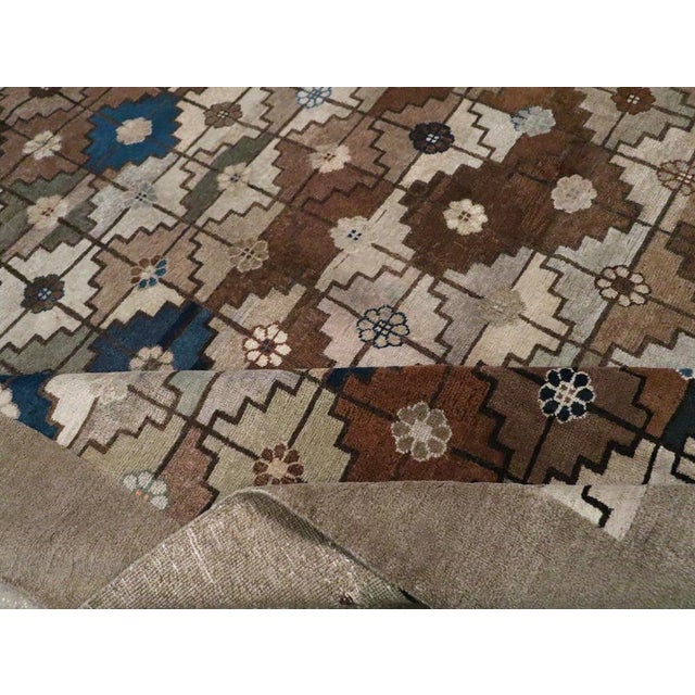 Galerie Shabab Collection Early 20th Century Handmade Mongolian Art Deco Style Room Size Carpet in Neutral For Sale - Image 9 of 10