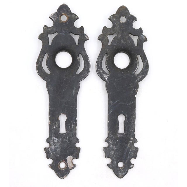 Antique Arts & Crafts Cast Iron Passage Door Knob Set For Sale - Image 9 of 10