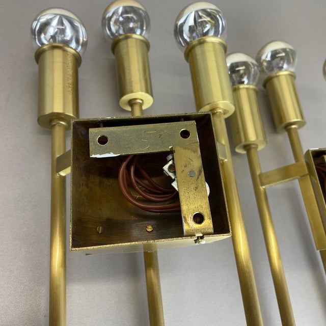 Italian Brass Theatre Wall Light Sconces in the style of Gio Ponti, Stilnovo, Italy, 1970s, Set of 2 For Sale - Image 15 of 18