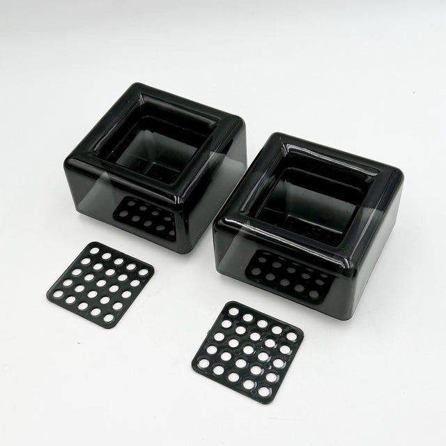 1970s Space Age Memory Planters in Black Plastic by Anna Mazzucchelli for Vastill, 1970s, Set of 2 For Sale - Image 5 of 11
