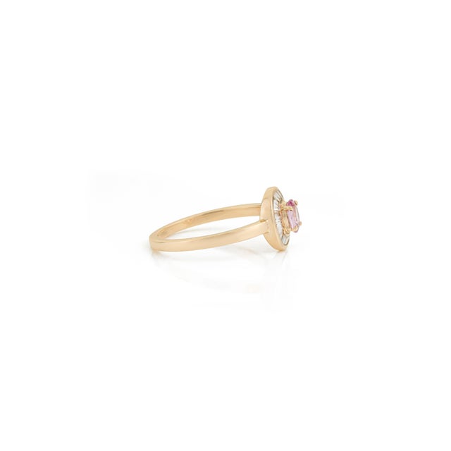 Metal Pink Sapphire & Baguette Diamond Vintage Ring in 14k Yellow Gold Size 7 For Sale - Image 7 of 15