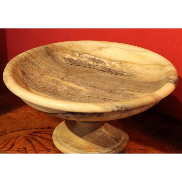 Italian 19th Century Neoclassical Marble Bowl on Pedestal or Tazza Centerpiece For Sale - Image 10 of 17