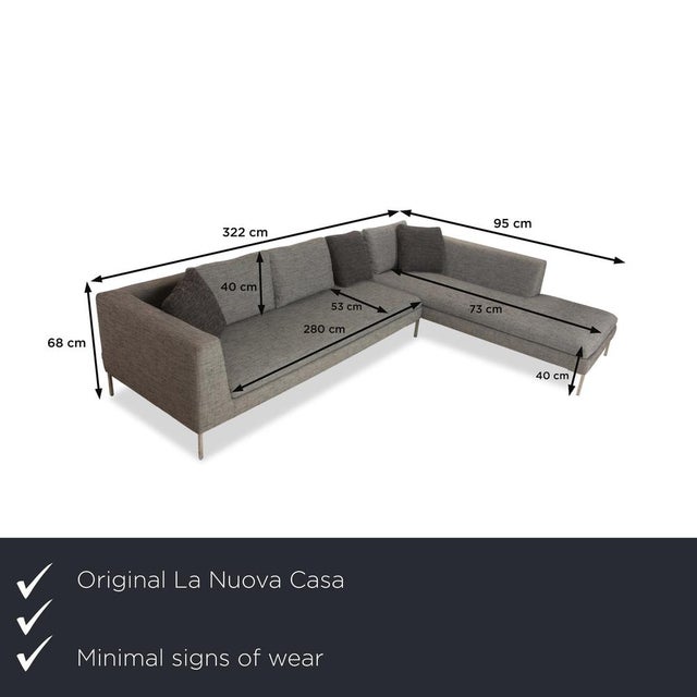 The La Nouva Casa Liverpool exudes a cozy atmosphere with its gray color and understated metal legs. Made from high-...