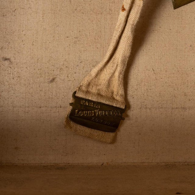 Vintage Car Trunk in Grey Vuittonite Canvas from Louis Vuitton, Paris, France, 1930s For Sale - Image 17 of 18