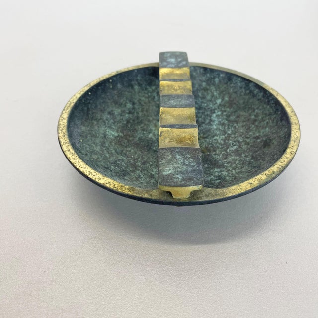 Vintage Hagenauer Austrian Tripod Brass Ashtray, Austria, 1950s For Sale - Image 4 of 16