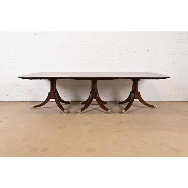 English Baker Furniture Style English Georgian Mahogany Triple Pedestal Extension Dining Table, Newly Refinished For Sale - Image 3 of 12