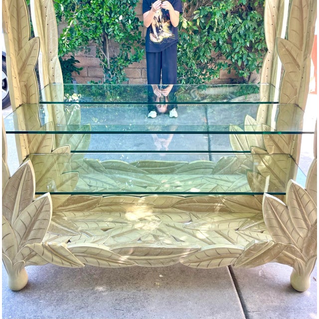 Regency Palm Beach Carved Wood Banana Leaf Mirrored Etagere For Sale In Los Angeles - Image 6 of 12