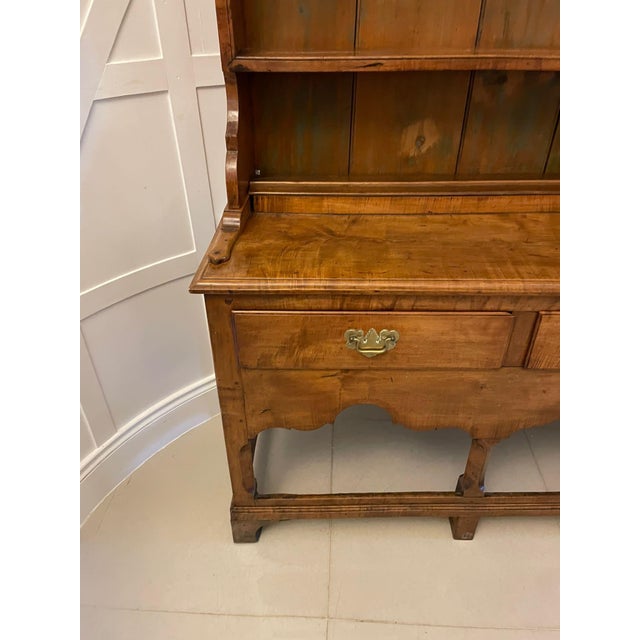 American George III Maple Wood Dresser and Rack, 1740s For Sale - Image 11 of 16