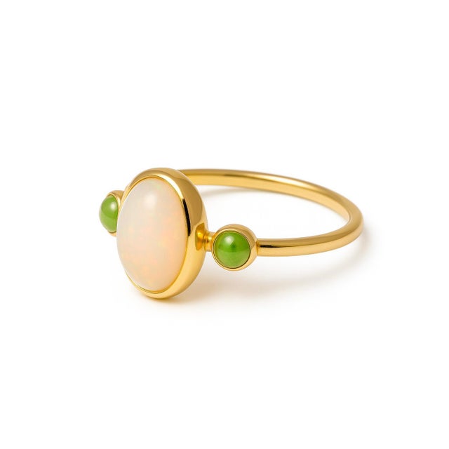 14k Gold Ring With Opal Cabochon and Peridots, Size 6.75 For Sale - Image 4 of 6