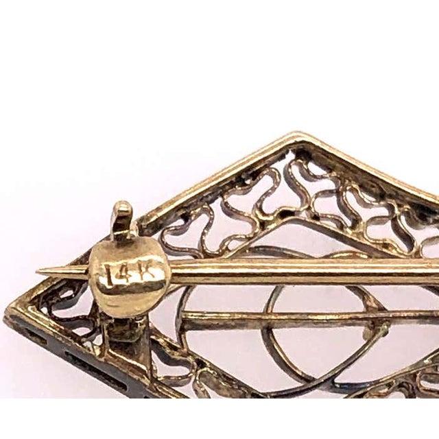 Gold 14 Karat Yellow Gold With Sapphire Center Stone Filigree Brooch For Sale - Image 8 of 9