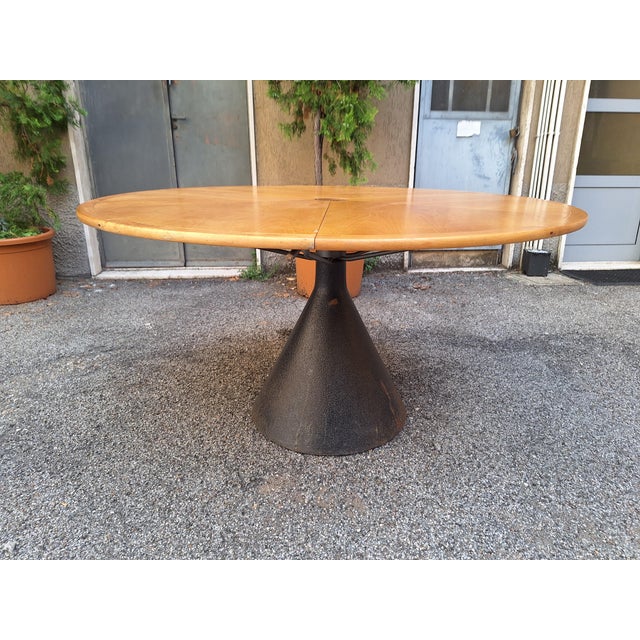 Round Extendable Table with Lacquered Metal Base and Wooden Top by Francesco Fois for Bernini, Italy, 1986 For Sale - Image 9 of 13