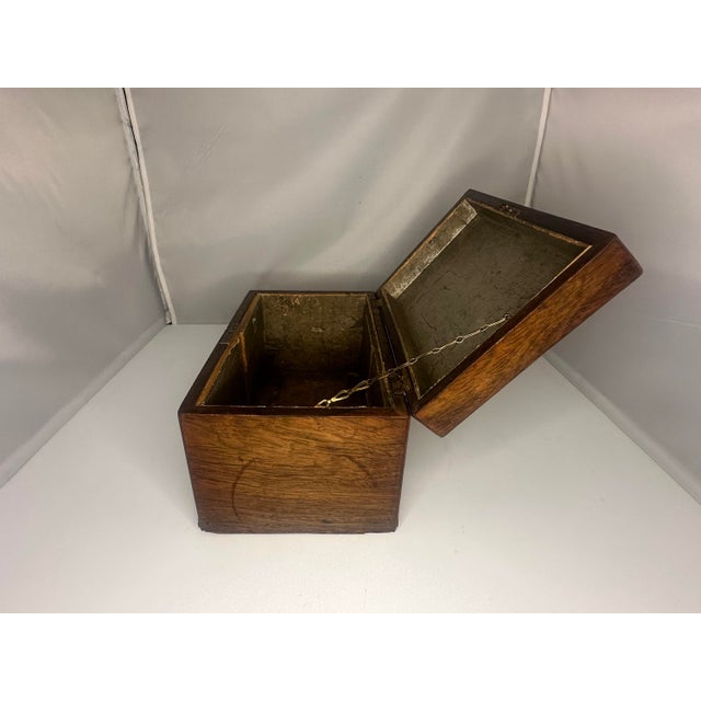 Antique Walnut Cigar Box, Mother of Pearl Inlay - Victorian Tabac & Cigares For Sale - Image 6 of 10