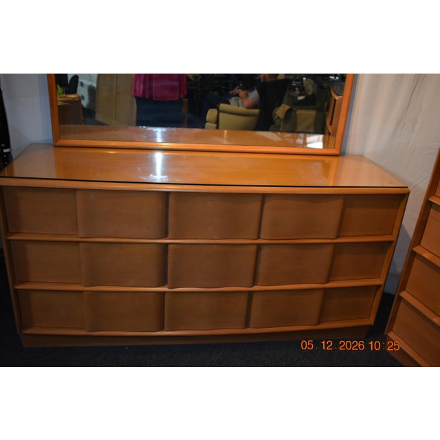 Heywood-Wakefield 1950s Heyward Wakefield MCM DResser/Mirror and Chest For Sale - Image 4 of 4