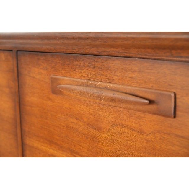 1960s Broyhill Emphasis "Butler Pantry" Bar Cabinet For Sale - Image 11 of 15