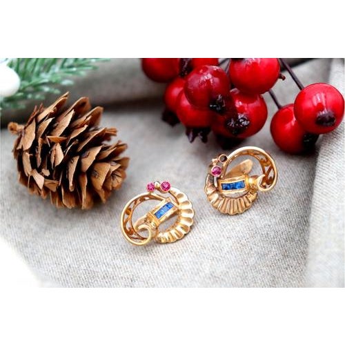 Gold Earrings with Art Deco Style Windings and Synthetic Stones, Set of 2 For Sale - Image 4 of 6