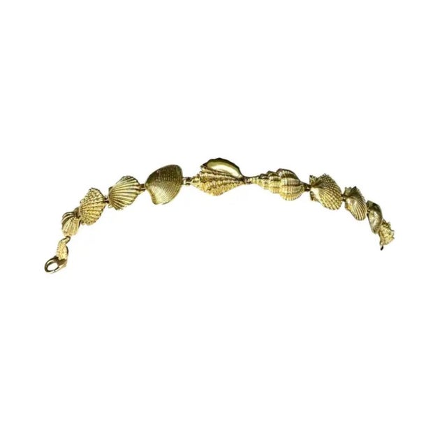Nautical Vintage 14k Yellow Gold Seashell Bracelet For Sale - Image 3 of 8