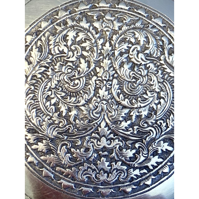 Pocket Powder Compact in Sterling Silver, 1890s For Sale - Image 12 of 13